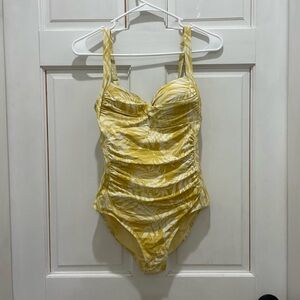 🔥 DEAL OF THE WEEK 🔥 Yellow & white Niptuck Swim bathing suit